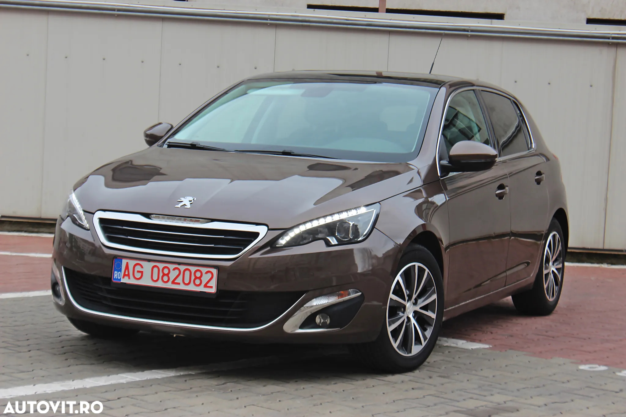 Peugeot 308 1.2 L PureTech Turbo Access - 9