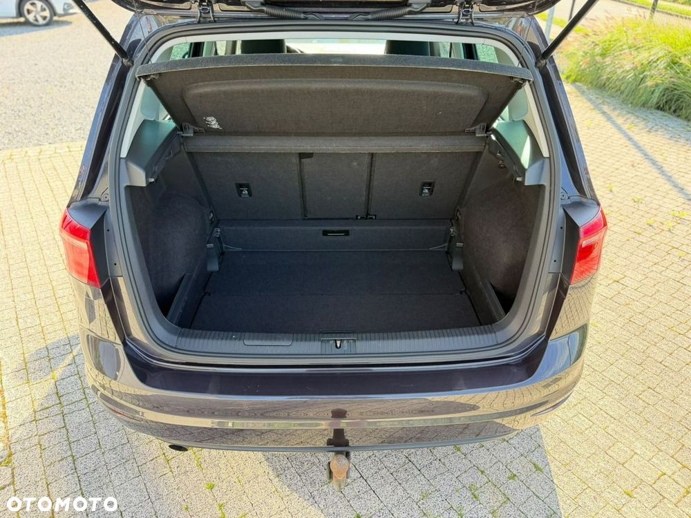 Volkswagen Golf Sportsvan - 33