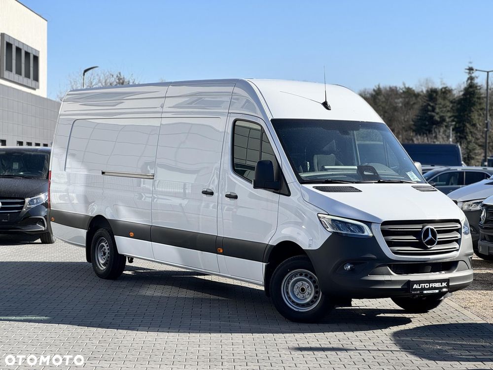 Mercedes-Benz Sprinter - 1