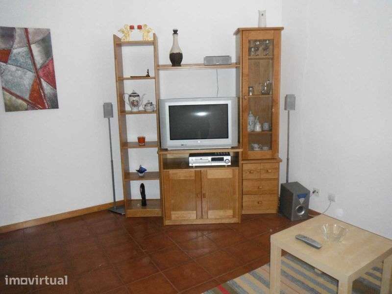 Apartamento T1 no Areal de Cima (S. Vítor, Braga) - Grande imagem: 4/11