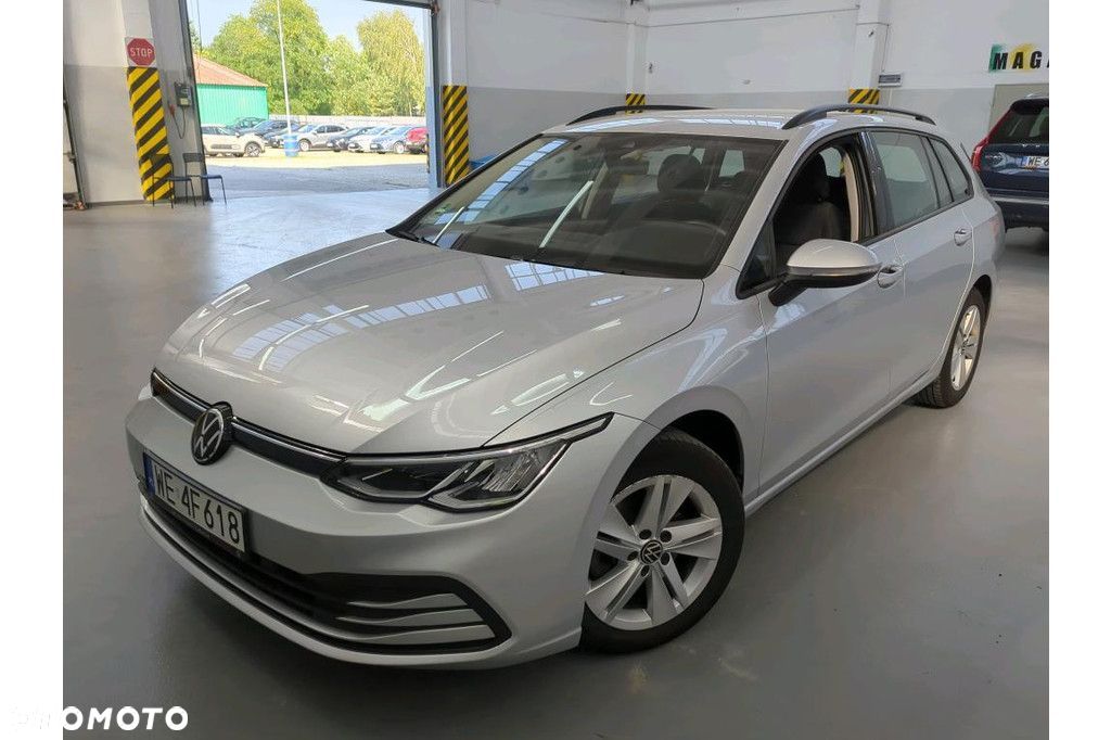 Volkswagen Golf - 1