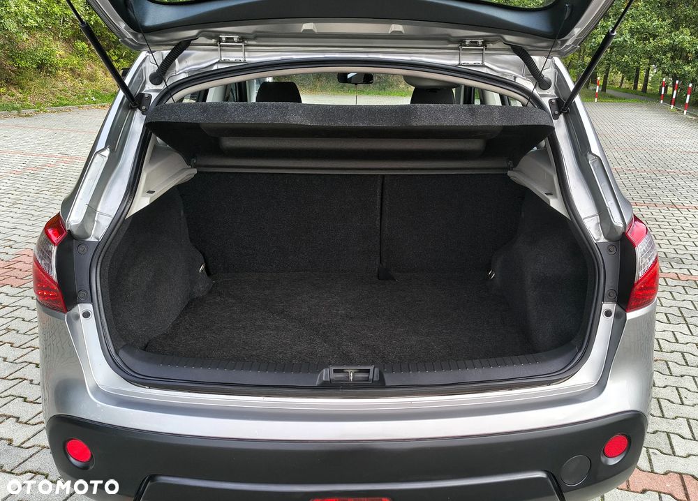 Nissan Qashqai - 16