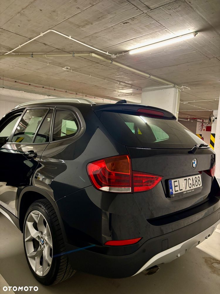 BMW X1 xDrive18d - 14