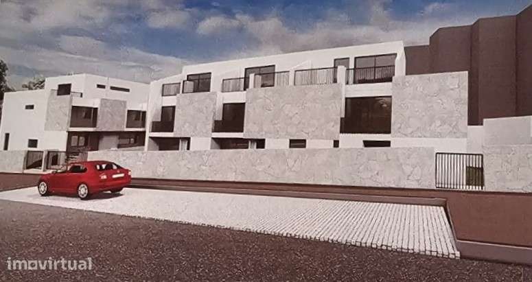 Lote de Terreno  Venda em Oliveira do Douro,Vila Nova de Gaia - Grande imagem: 2/10