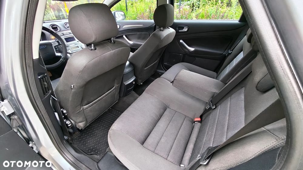 Ford Mondeo 2.0 TDCi Viva Titanium - 9