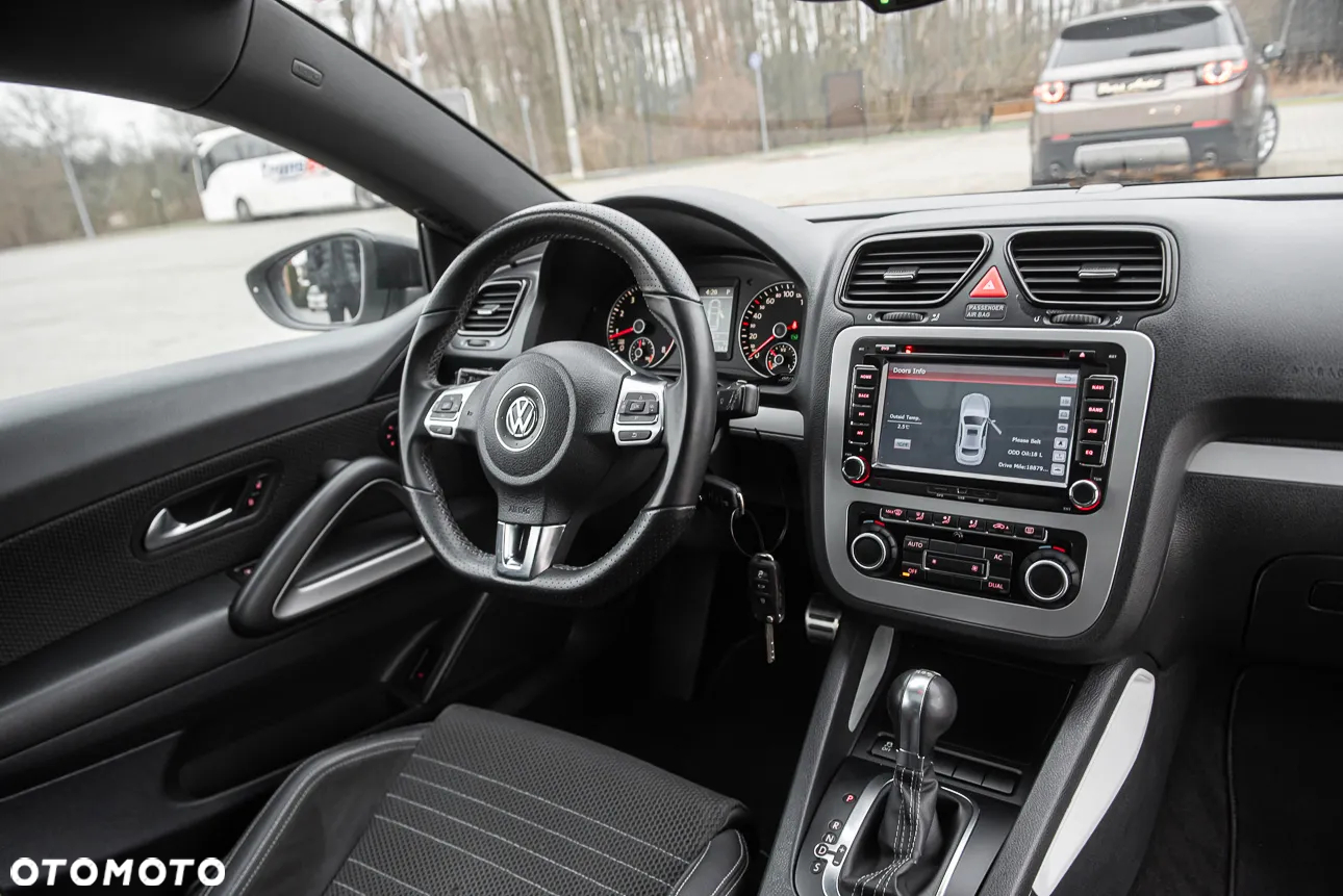 Volkswagen Scirocco 1.4 TSI R-Style DSG - 26