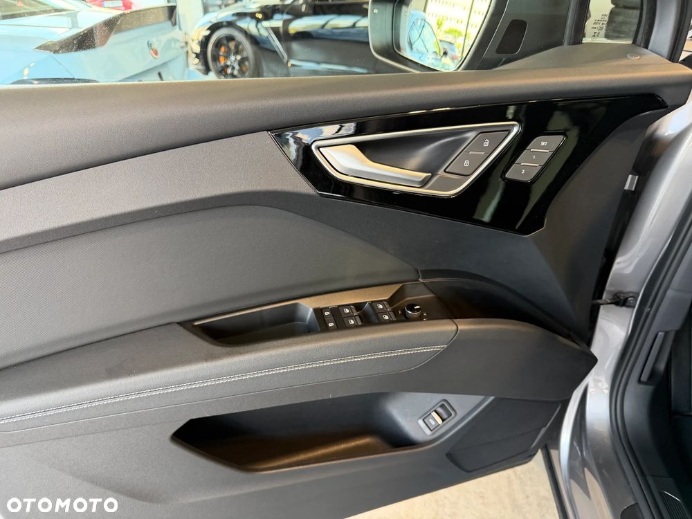 Audi Q4 e-tron 50 77kWh Quattro S Line - 14