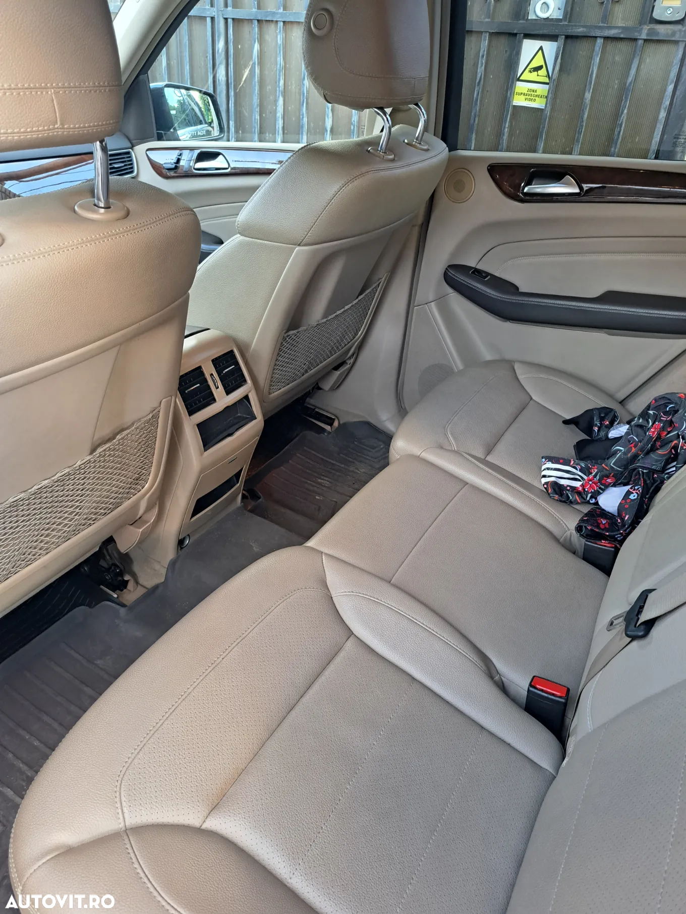 Mercedes-Benz ML 350 BlueTec 4MATIC Aut - 5