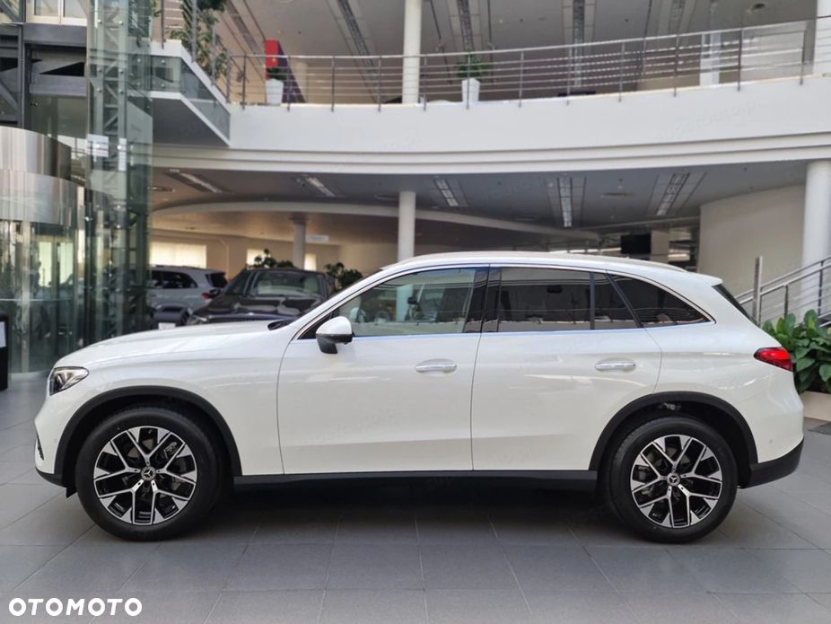 Mercedes-Benz GLC - 4