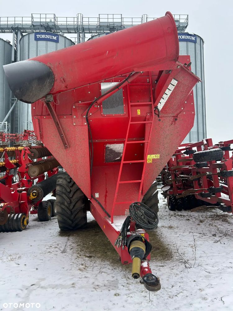 Inny Horsch Titan 34UW - 1