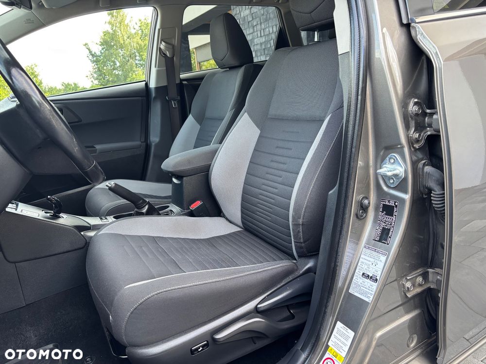 Toyota Auris - 10