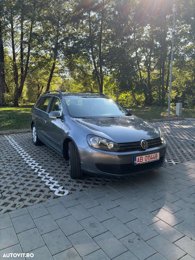 Volkswagen Golf - 5