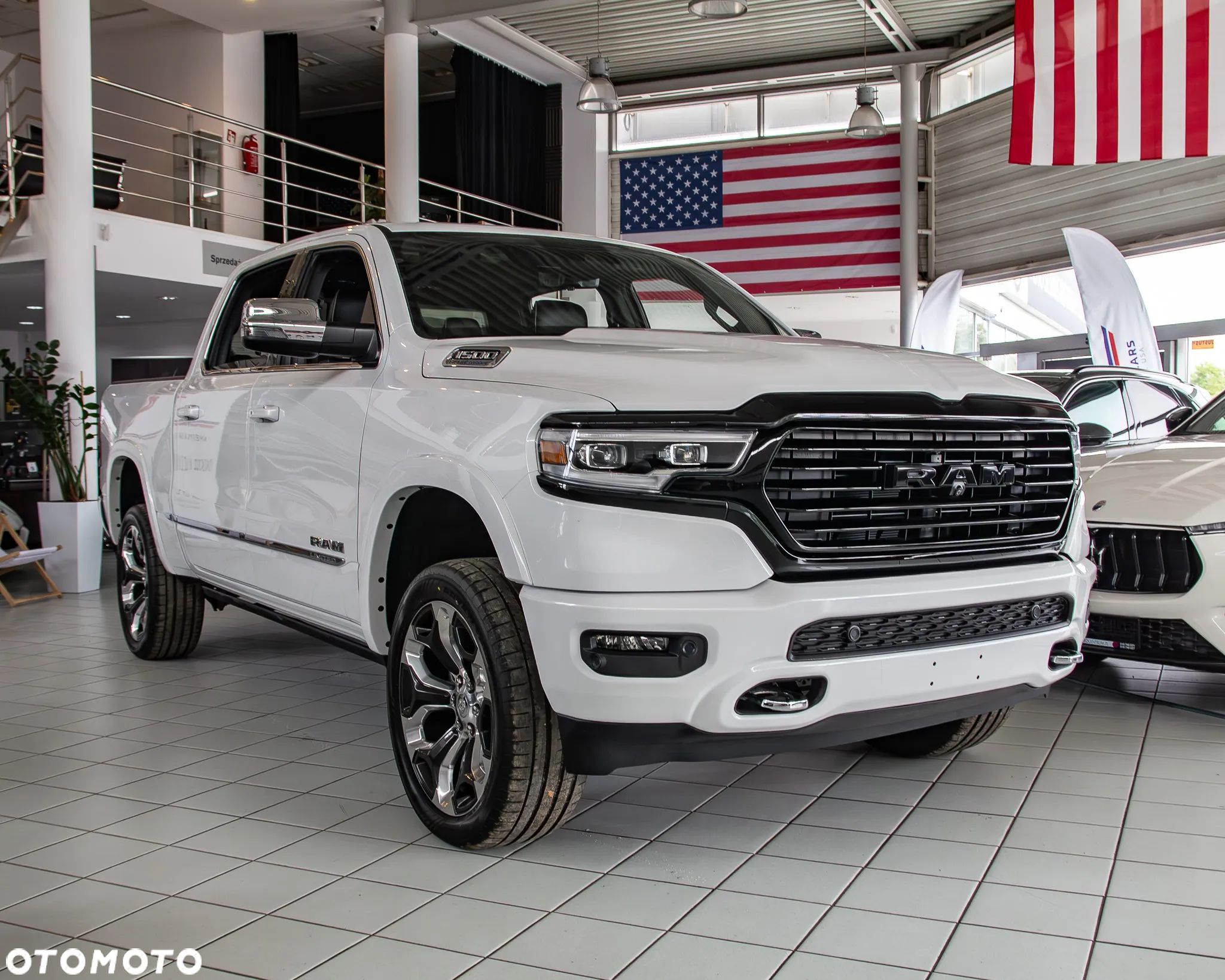 RAM 1500 Crew Cab Limited - 1