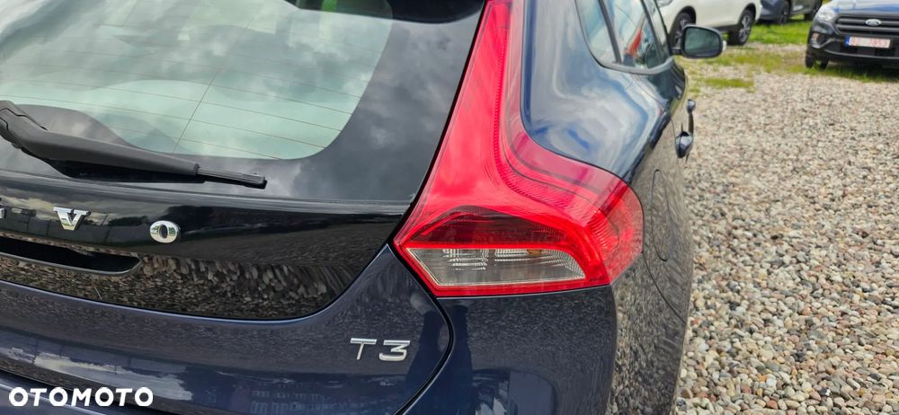 Volvo V40 T3 - 17