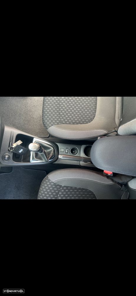 Renault Captur 0.9 TCE Exclusive - 17