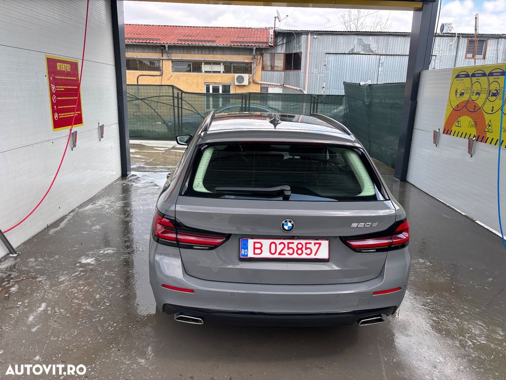 BMW Seria 5 520d Aut. Sport Line - 4