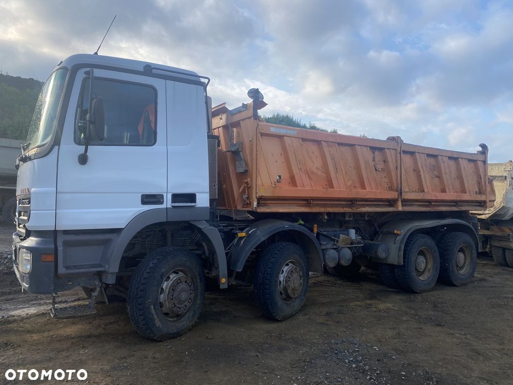 Mercedes-Benz Actros - 2