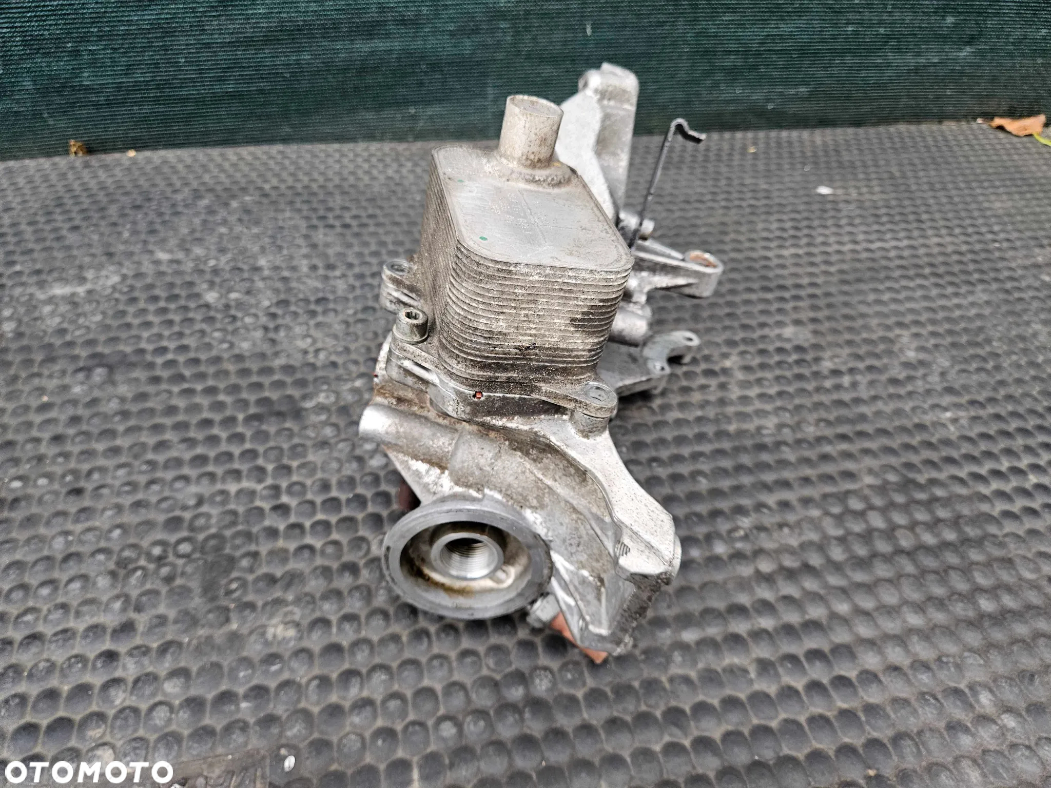 Podstawa 06H903143H 06J117021J Filtra Oleju Chlodniczka Lapa Wspornik Alternatora 1.8 2.0 TFSI AUDI A4 B8 A5 A3 VW - 10