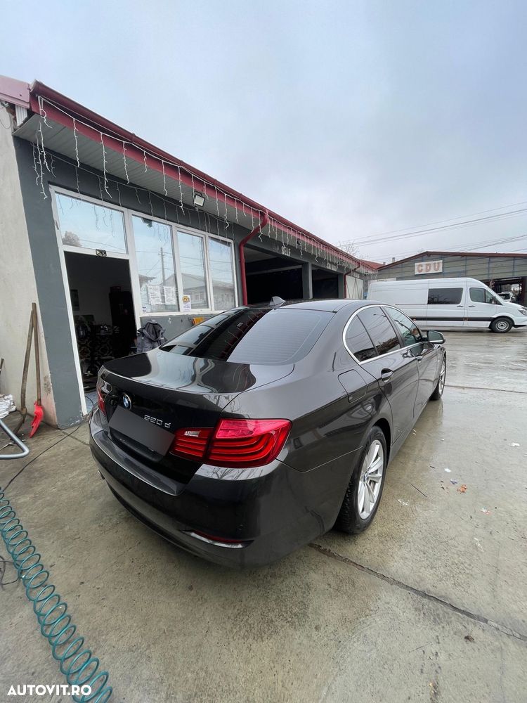 BMW Seria 5 520d Aut. Luxury Line - 20