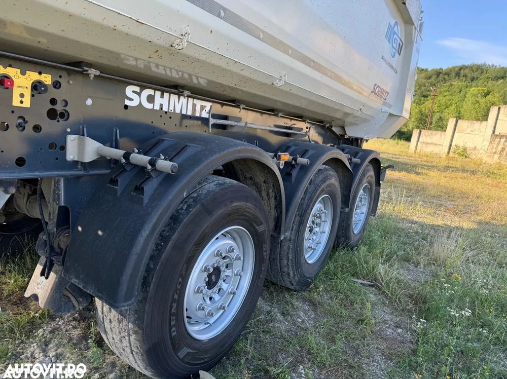 Schmitz Cargobull SGF S3 - 8