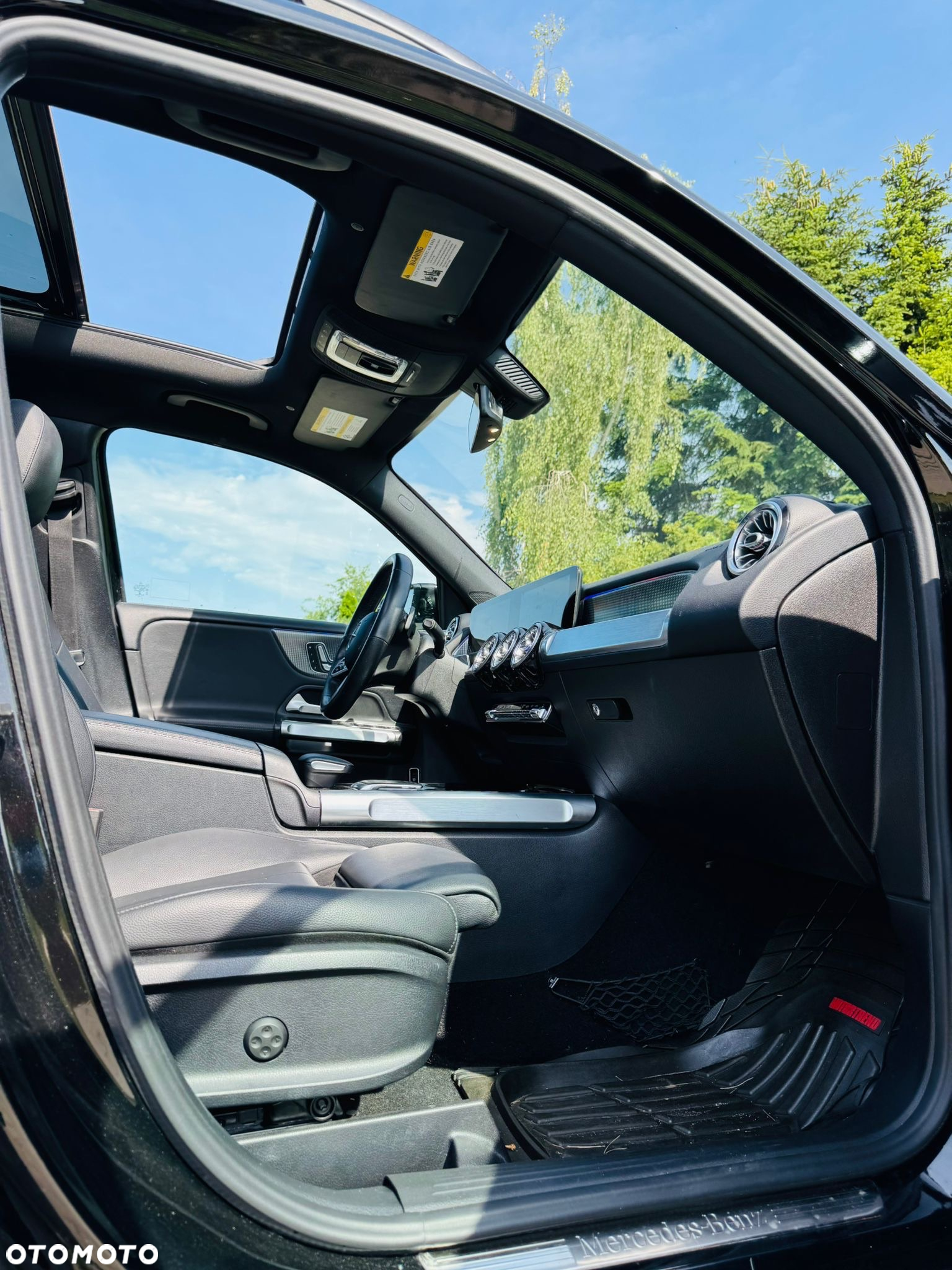 Mercedes-Benz GLB 250 4Matic 8G-DCT - 14