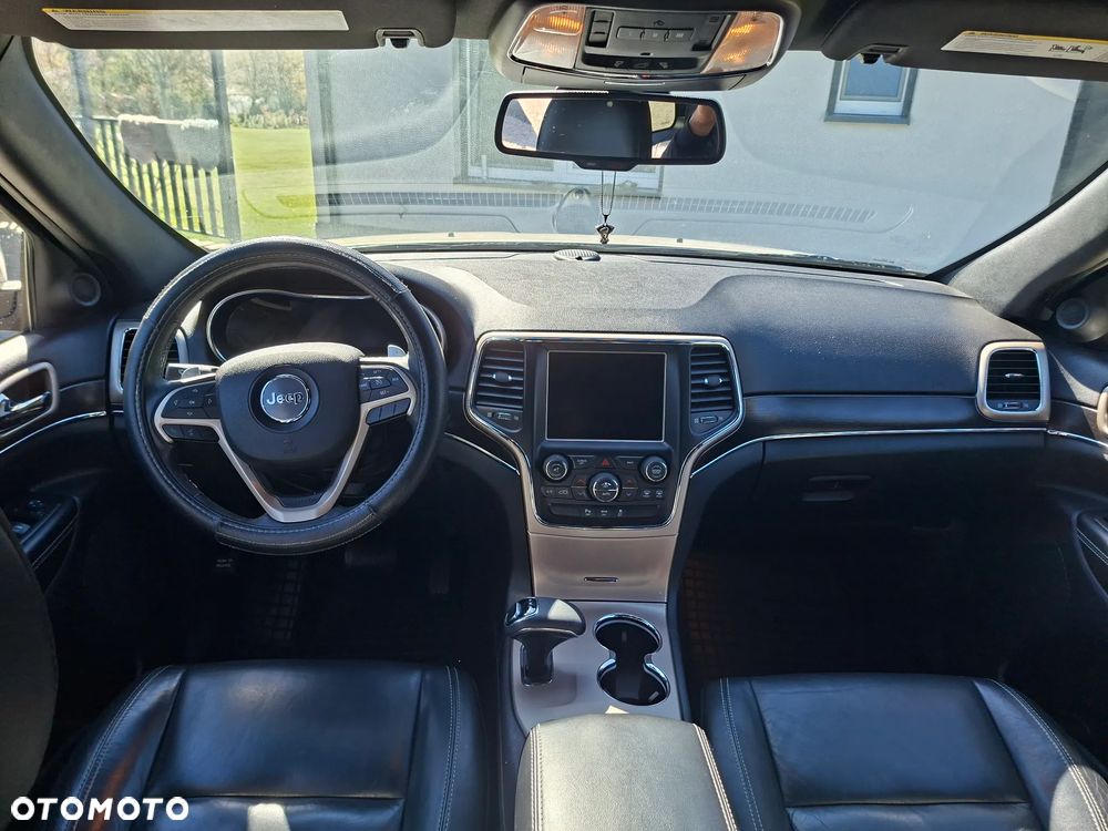 Jeep Grand Cherokee - 8