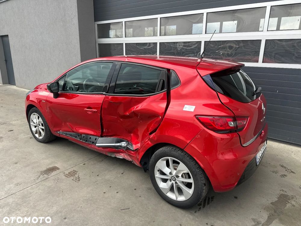 Renault Clio - 5