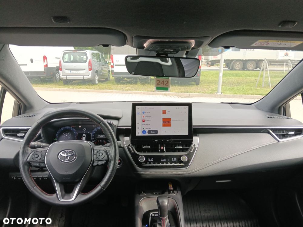 Toyota Corolla 2.0 Hybrid GR Sport Dynamic - 2