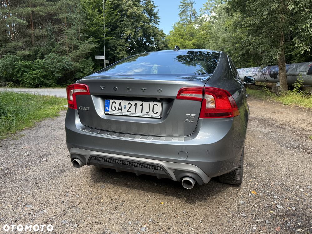 Volvo S60 T5 Drive-E Momentum - 4