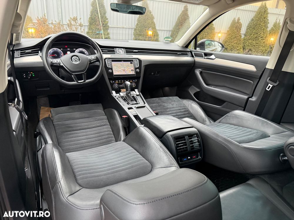 Volkswagen Passat 2.0 TDI DSG Highline - 9