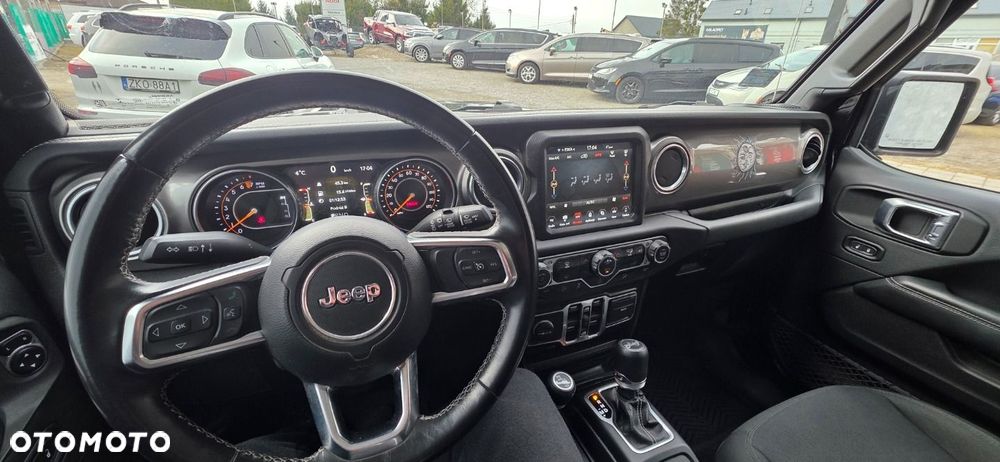 Jeep Wrangler - 15
