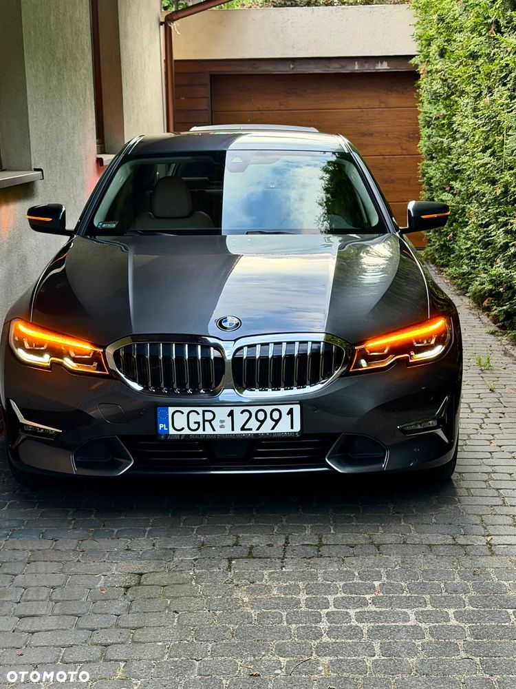 BMW Seria 3 330e Luxury Line sport - 1