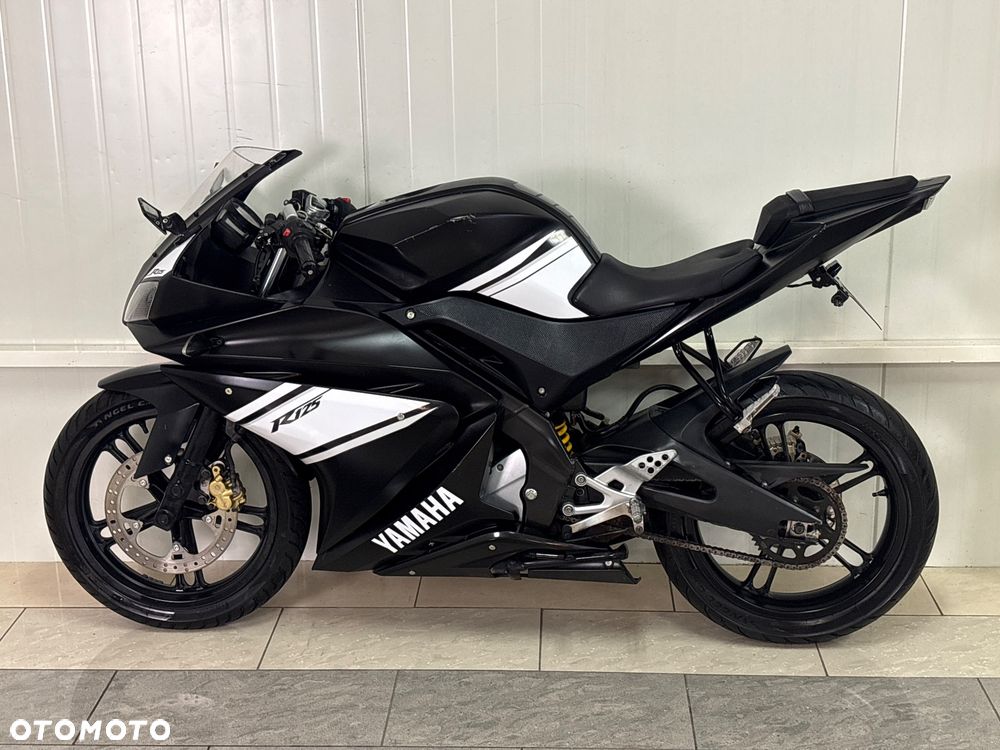 Yamaha YZF - 6