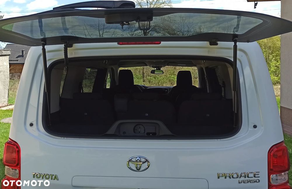 Toyota ProAce Kombi D-4D Medium 2,7t - 6