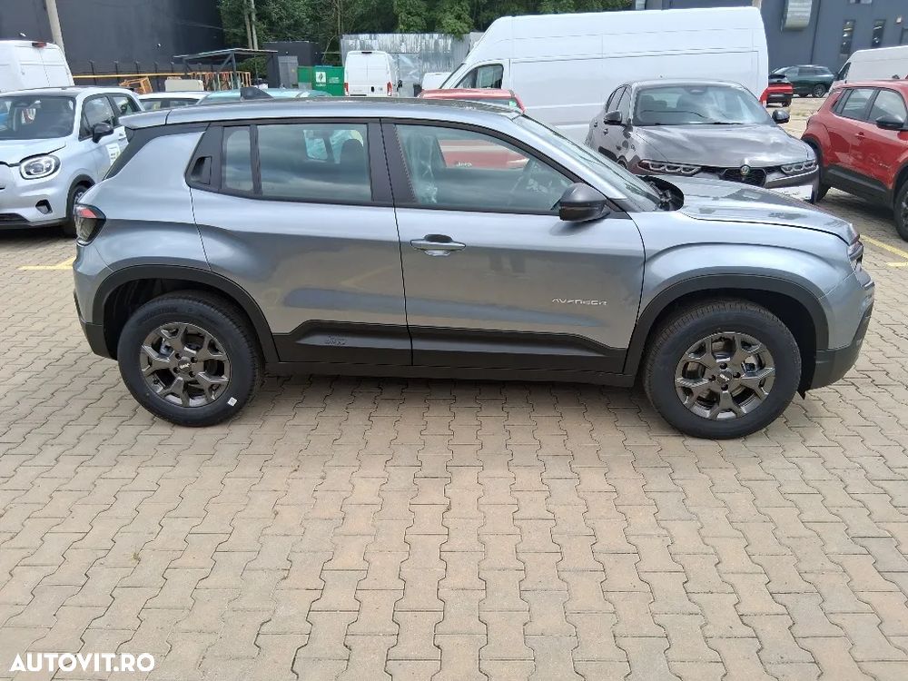 Jeep Avenger 1.2 MT6 Turbo Longitude - 4