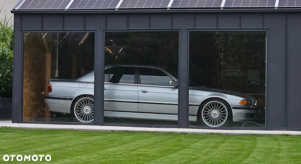 BMW Seria 7 740i - 10