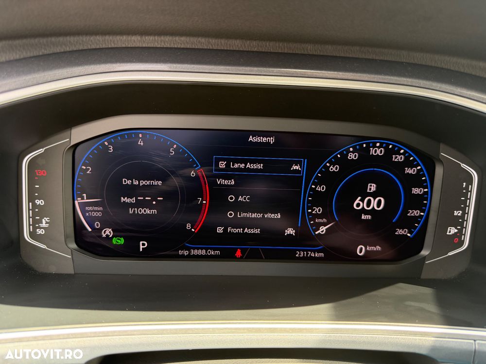 Volkswagen T-Roc 1.5 TSI DSG Style - 17