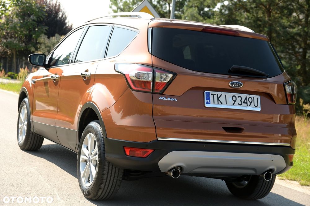 Ford Kuga 2.0 TDCi 2x4 Titanium - 6