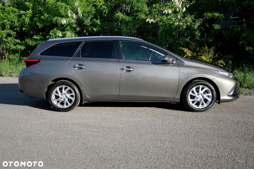 Toyota Auris - 3
