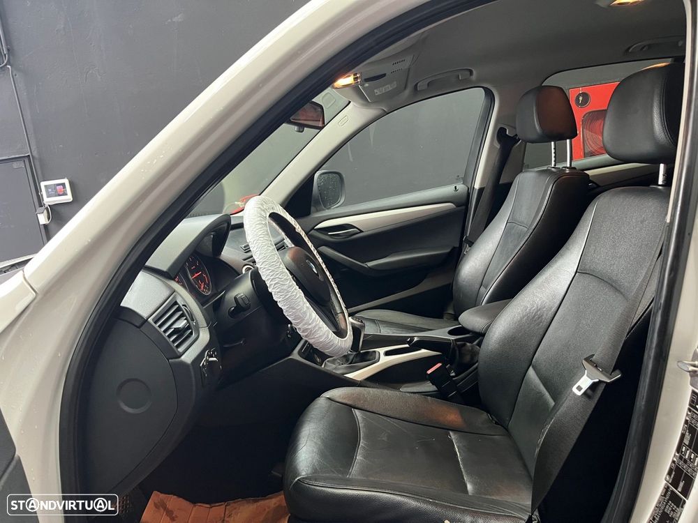 BMW X1 18 d sDrive - 8