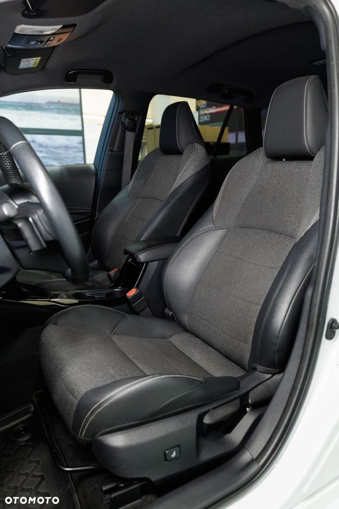 Toyota Corolla 2.0 Hybrid Comfort - 8