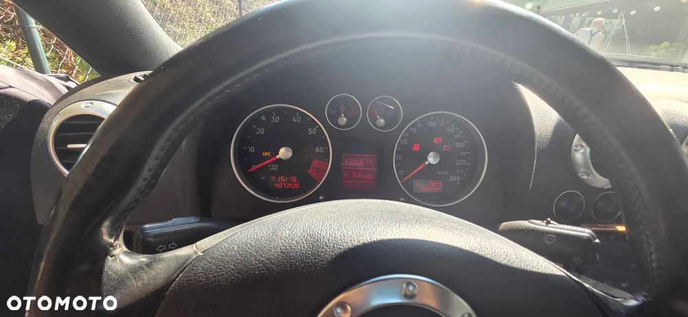 Audi TT Coupé 1.8T - 6