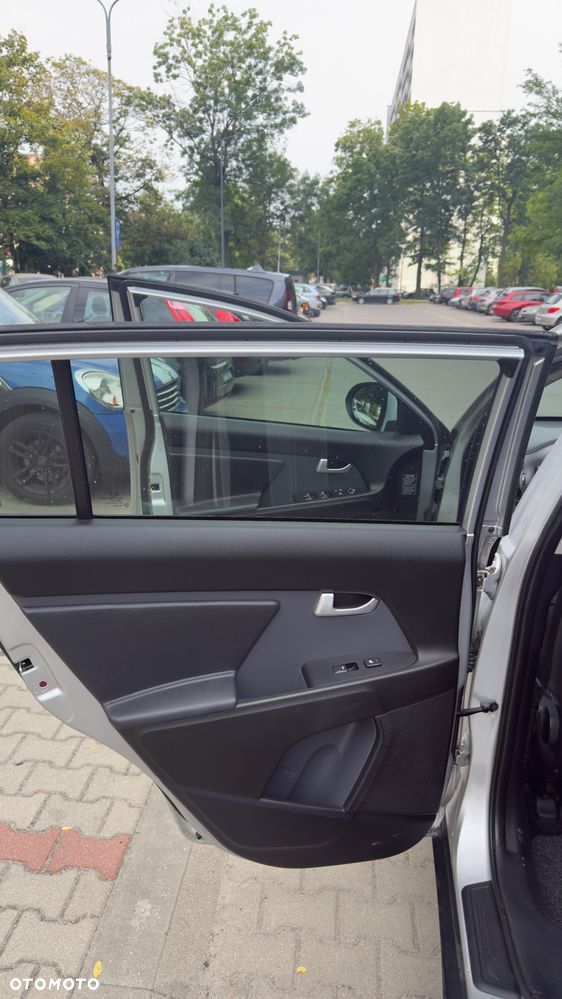 Kia Sportage 2,0 CRDI AWD Spirit - 19