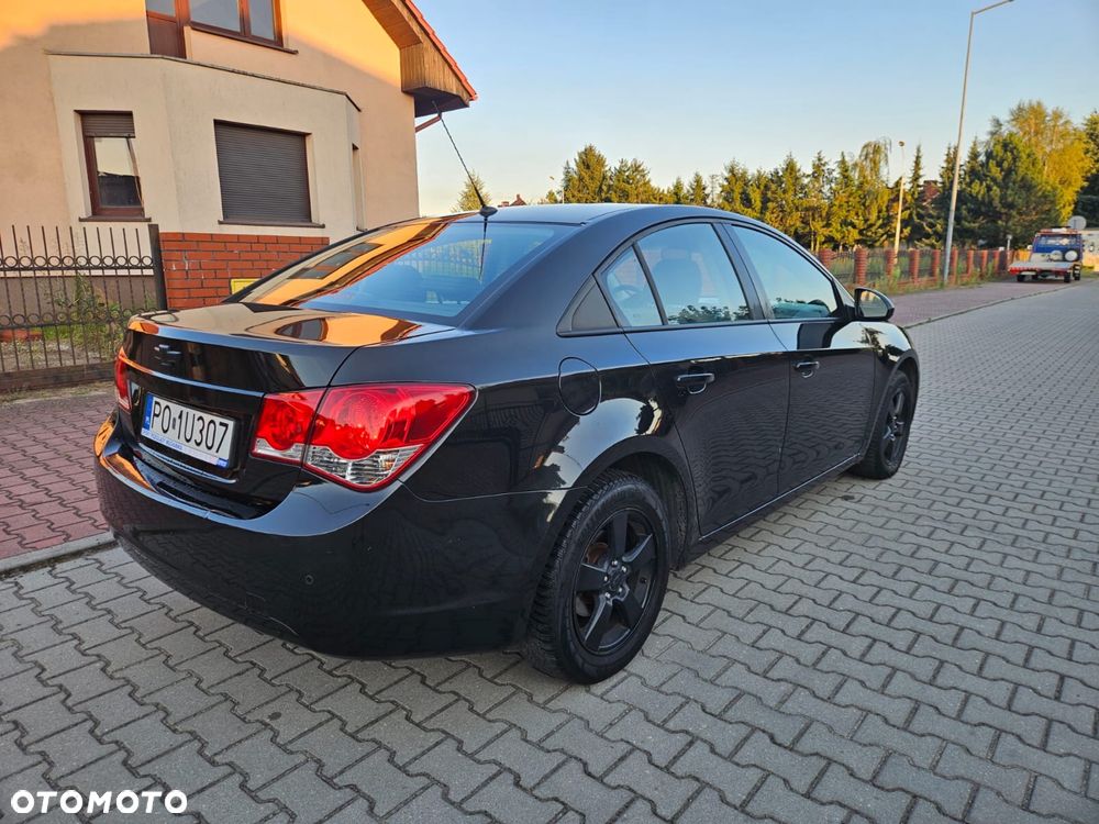 Chevrolet Cruze - 3