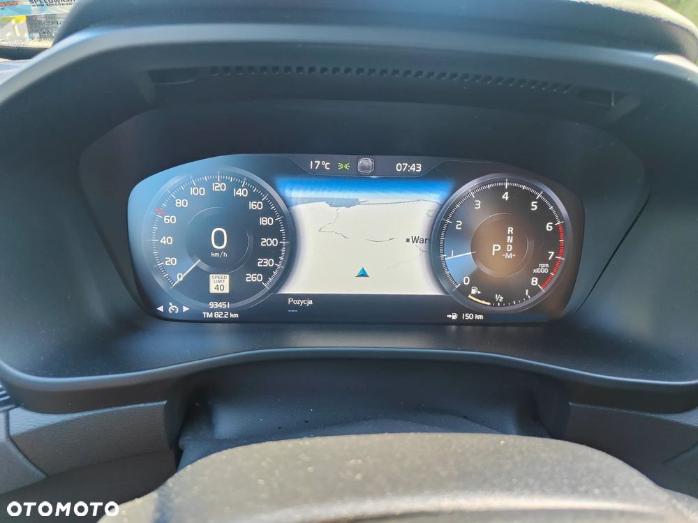 Volvo XC 40 T5 AWD R-Design - 9