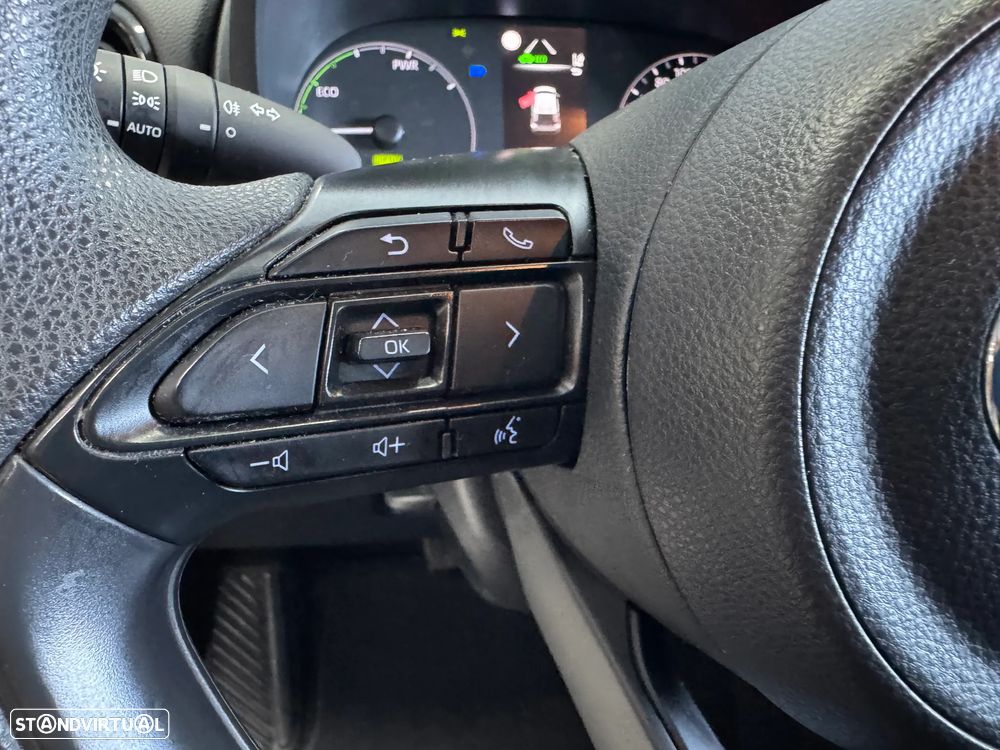 Toyota Yaris 1.5 HDF Comfort Plus - 16