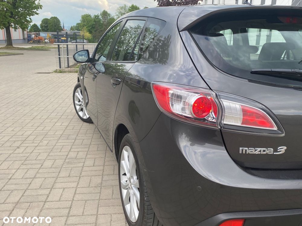 Mazda 3 1.6 Exclusive EU5 - 8
