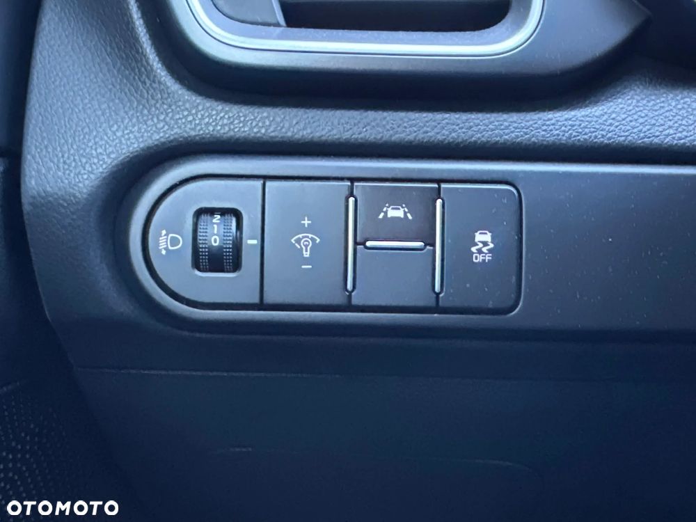 Kia Ceed 1.4 T-GDI M - 25
