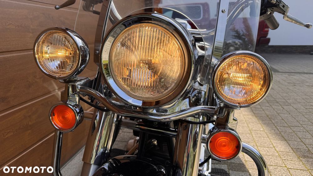 Harley-Davidson Touring Road King - 23