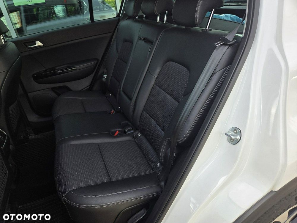 Kia Sportage 1.6 T-GDI L Business Line 2WD DCT - 9